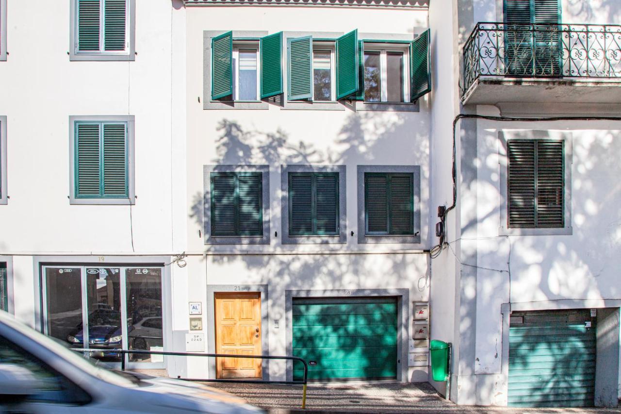 Capuchinhas Apartment ฟุงชาล ภายนอก รูปภาพ